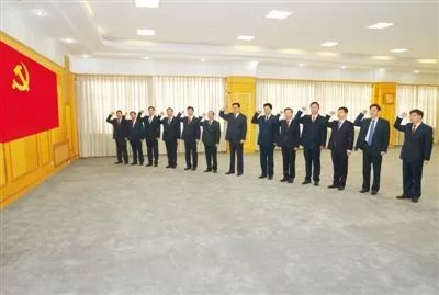 乃东居委会最新领导团队及其展望