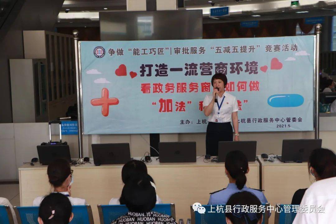 关于澳门与香港管家婆在2025年的精准服务，全面释义、解释与落实的重要性及警示